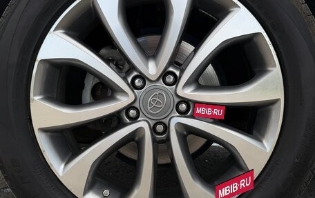 Toyota RAV4, 2019 год, 2 700 000 рублей, 12 фотография