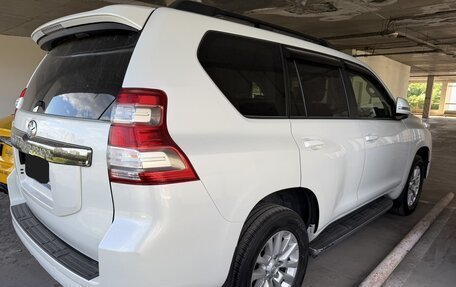 Toyota Land Cruiser Prado 150 рестайлинг 2, 2016 год, 3 100 000 рублей, 5 фотография