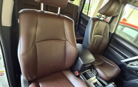 Toyota Land Cruiser Prado 150 рестайлинг 2, 2016 год, 3 100 000 рублей, 8 фотография