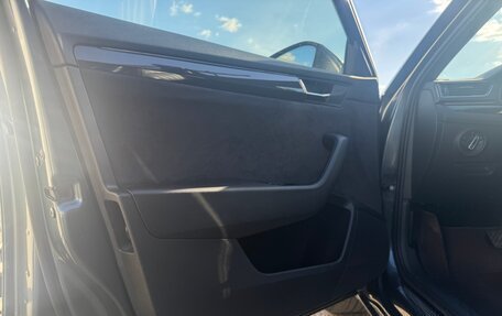 Skoda Superb III рестайлинг, 2018 год, 2 100 000 рублей, 11 фотография