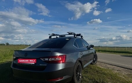 Skoda Superb III рестайлинг, 2018 год, 2 100 000 рублей, 5 фотография