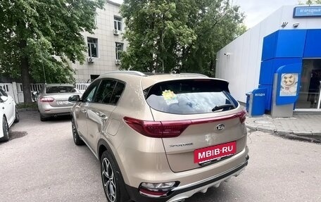 KIA Sportage IV рестайлинг, 2019 год, 2 700 000 рублей, 7 фотография