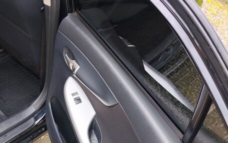 Toyota Corolla, 2011 год, 1 100 000 рублей, 13 фотография