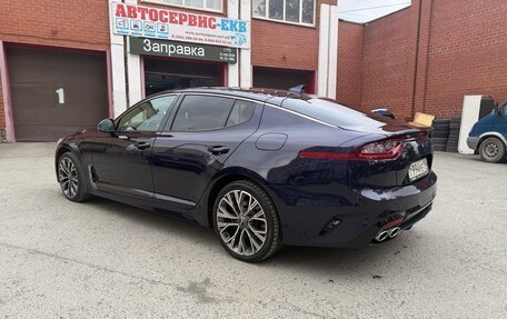 KIA Stinger I, 2019 год, 2 850 000 рублей, 2 фотография