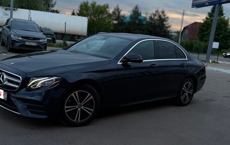 Mercedes-Benz E-Класс, 2018 год, 3 750 000 рублей, 15 фотография