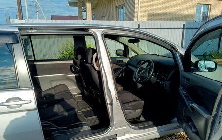 Toyota ISis I, 2010 год, 1 270 000 рублей, 11 фотография