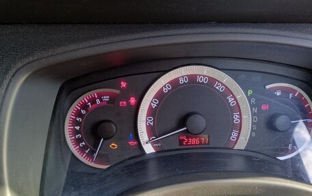 Toyota ISis I, 2010 год, 1 270 000 рублей, 12 фотография