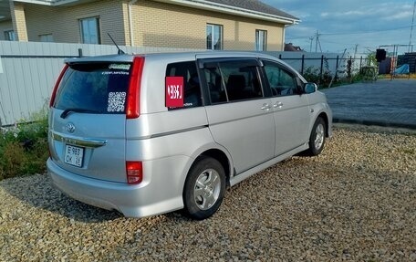 Toyota ISis I, 2010 год, 1 270 000 рублей, 7 фотография