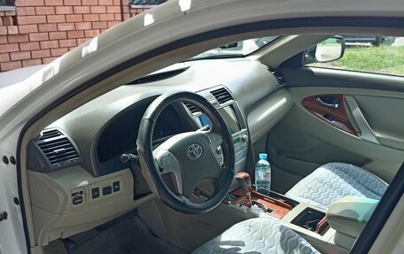 Toyota Camry, 2008 год, 1 250 000 рублей, 7 фотография