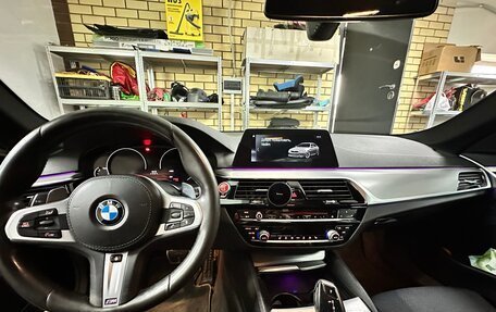BMW 5 серия, 2018 год, 2 990 000 рублей, 8 фотография