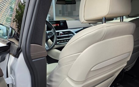 BMW 6 серия, 2018 год, 4 600 000 рублей, 15 фотография