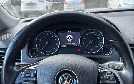 Volkswagen Touareg III, 2012 год, 1 830 000 рублей, 9 фотография