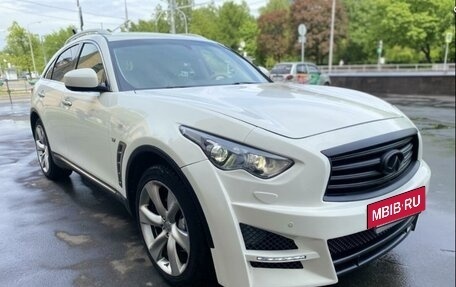 Infiniti QX70, 2015 год, 2 500 000 рублей, 5 фотография