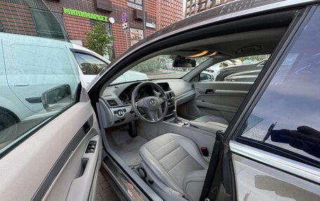 Mercedes-Benz E-Класс, 2011 год, 1 560 000 рублей, 6 фотография