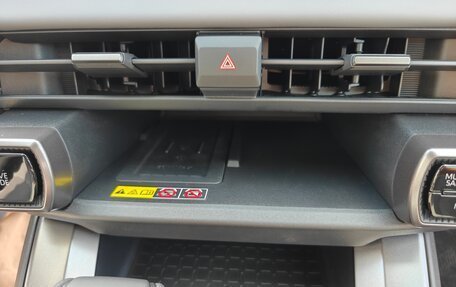 Toyota RAV4, 2026 год, 3 850 000 рублей, 22 фотография