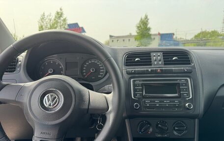 Volkswagen Polo VI (EU Market), 2012 год, 575 000 рублей, 10 фотография