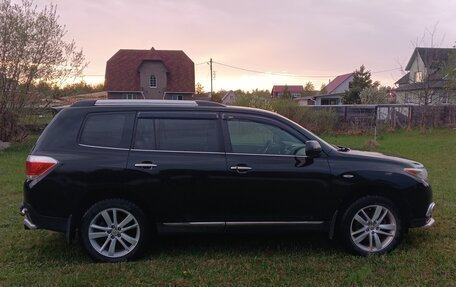 Toyota Highlander III, 2012 год, 1 750 000 рублей, 9 фотография
