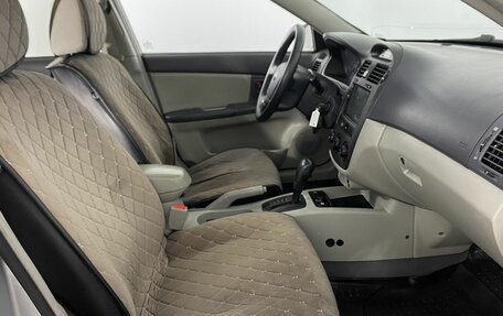 KIA Cerato I, 2005 год, 590 000 рублей, 12 фотография