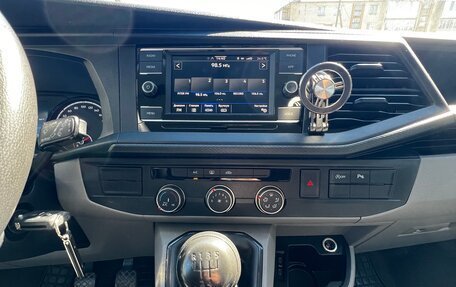 Volkswagen Transporter T6 рестайлинг, 2021 год, 3 650 000 рублей, 12 фотография