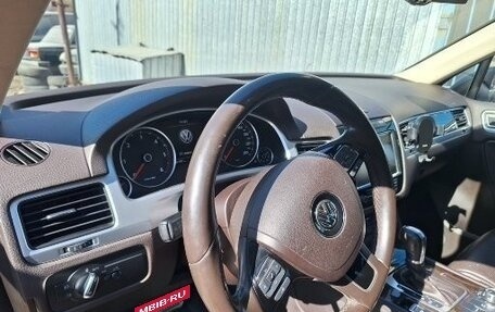 Volkswagen Touareg III, 2012 год, 2 450 000 рублей, 6 фотография