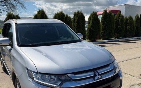 Mitsubishi Outlander III рестайлинг 3, 2018 год, 3 фотография