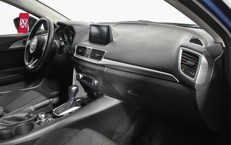 Mazda 3, 2017 год, 1 850 000 рублей, 13 фотография