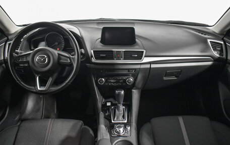 Mazda 3, 2017 год, 1 850 000 рублей, 14 фотография