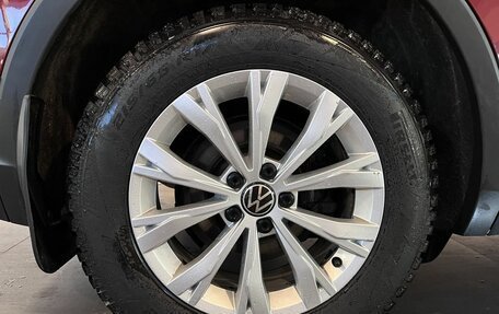 Volkswagen Tiguan II, 2021 год, 2 715 000 рублей, 20 фотография