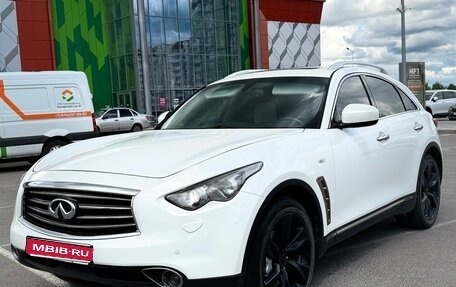 Infiniti FX II, 2011 год, 1 950 000 рублей, 1 фотография