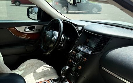 Infiniti FX II, 2011 год, 1 950 000 рублей, 8 фотография
