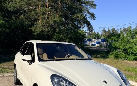 Porsche Cayenne III, 2011 год, 2 590 000 рублей, 2 фотография