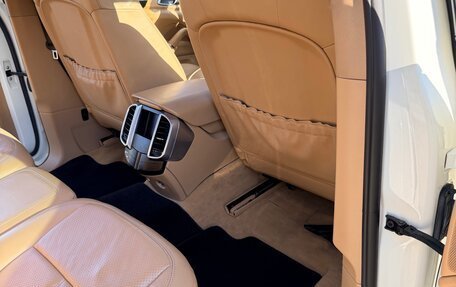 Porsche Cayenne III, 2011 год, 2 590 000 рублей, 16 фотография