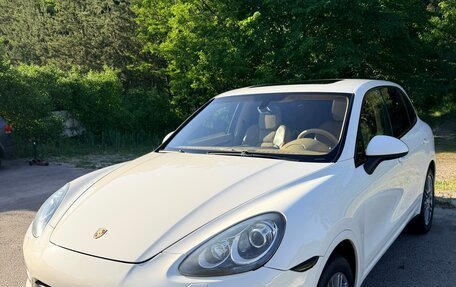 Porsche Cayenne III, 2011 год, 2 590 000 рублей, 26 фотография
