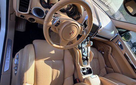 Porsche Cayenne III, 2011 год, 2 590 000 рублей, 33 фотография