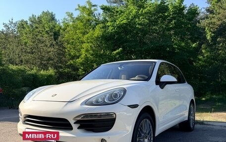 Porsche Cayenne III, 2011 год, 2 590 000 рублей, 30 фотография