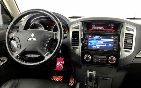 Mitsubishi Pajero IV, 2014 год, 2 250 000 рублей, 11 фотография
