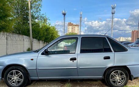 Daewoo Nexia I рестайлинг, 2010 год, 300 000 рублей, 3 фотография