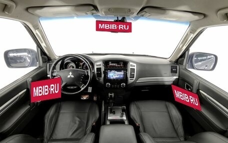 Mitsubishi Pajero IV, 2014 год, 2 250 000 рублей, 10 фотография