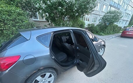 Opel Astra J, 2011 год, 430 000 рублей, 7 фотография