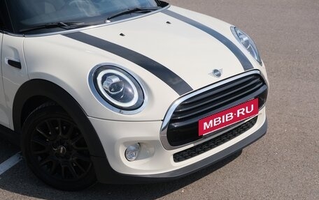 MINI Hatch, 2019 год, 1 940 000 рублей, 4 фотография