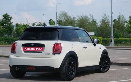 MINI Hatch, 2019 год, 1 940 000 рублей, 11 фотография