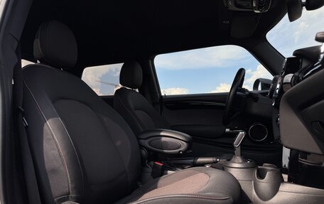 MINI Hatch, 2019 год, 1 940 000 рублей, 37 фотография