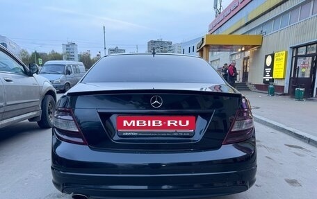 Mercedes-Benz C-Класс, 2010 год, 920 000 рублей, 3 фотография