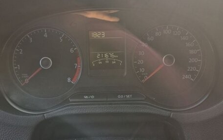 Volkswagen Polo VI (EU Market), 2018 год, 810 000 рублей, 3 фотография