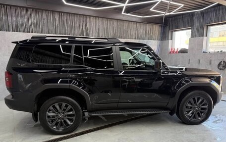 Toyota Land Cruiser Prado, 2024 год, 9 250 000 рублей, 3 фотография