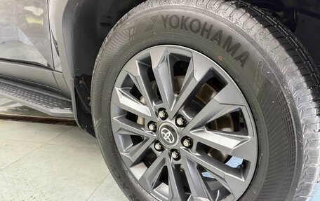 Toyota Land Cruiser Prado, 2024 год, 9 250 000 рублей, 9 фотография
