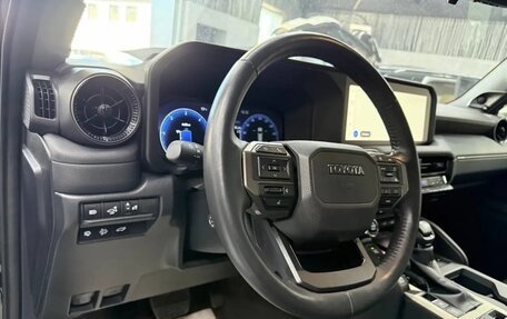 Toyota Land Cruiser Prado, 2024 год, 9 250 000 рублей, 7 фотография