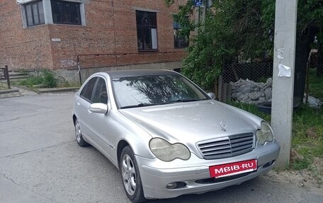 Mercedes-Benz C-Класс, 2002 год, 550 000 рублей, 3 фотография