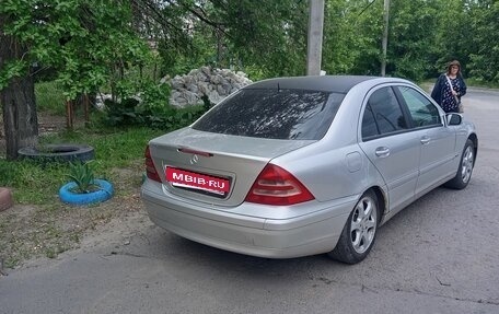 Mercedes-Benz C-Класс, 2002 год, 550 000 рублей, 4 фотография