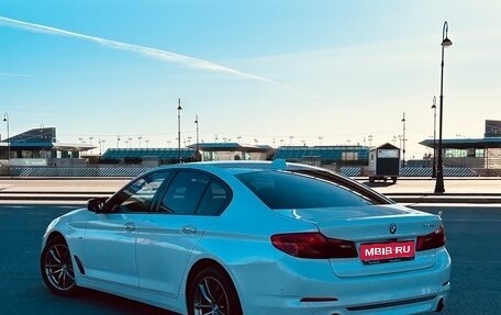 BMW 5 серия, 2017 год, 2 100 000 рублей, 3 фотография